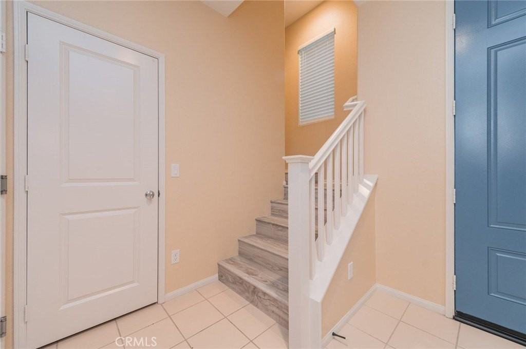 7334 Nightfall Pl - Photo 6 of 38