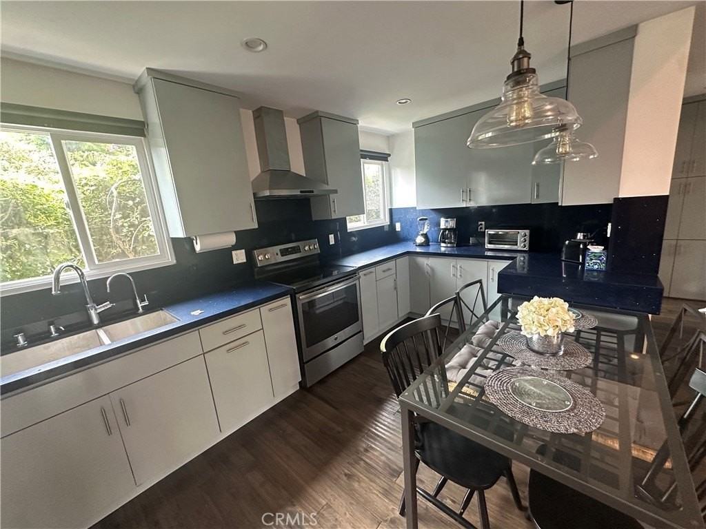 1834 9th St - Photo 6 of 15