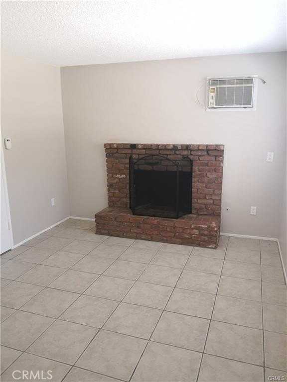 4217 Maple Trl - Photo 4 of 12