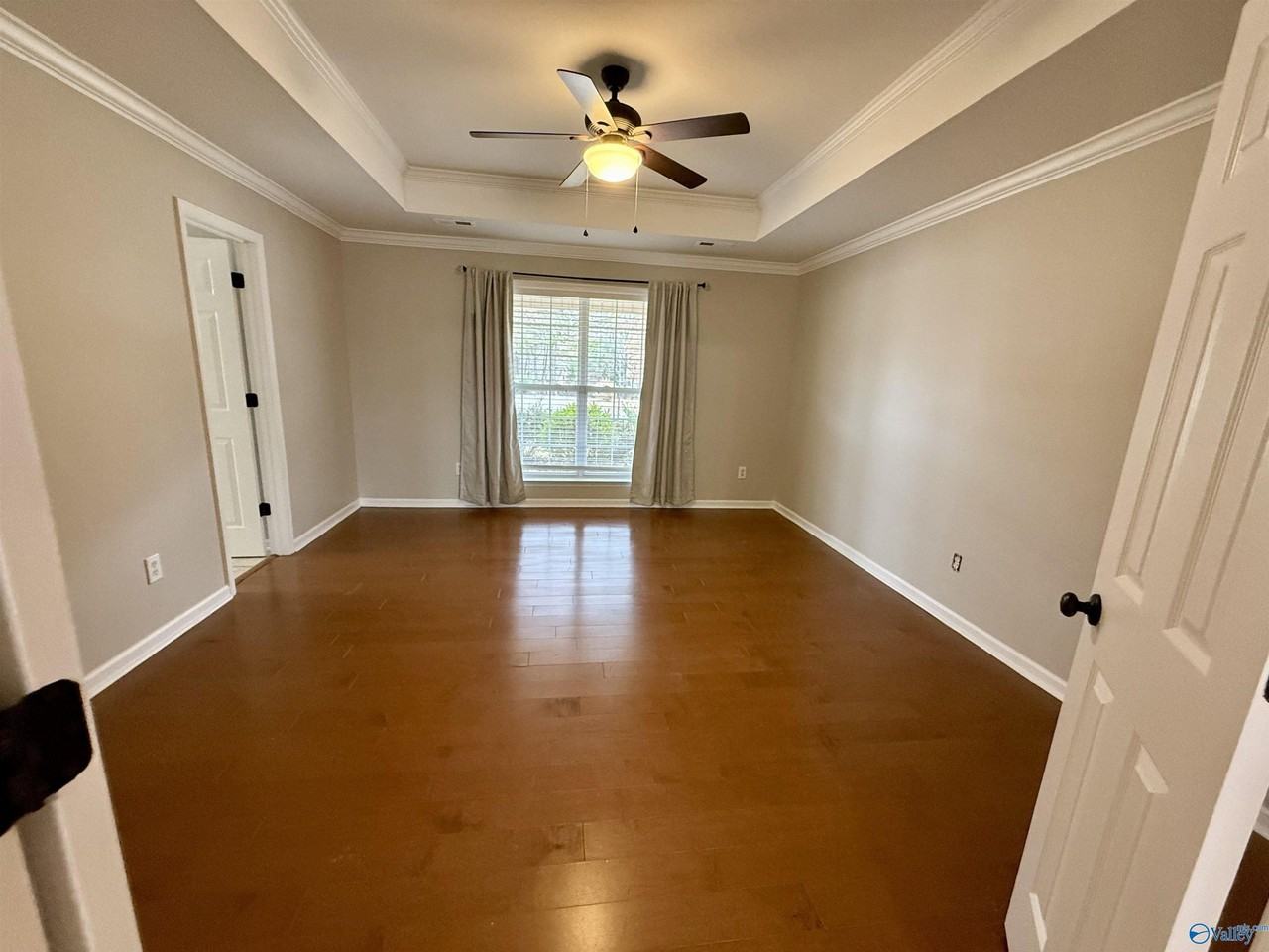 122 Wyeth Dr - Photo 7 of 17