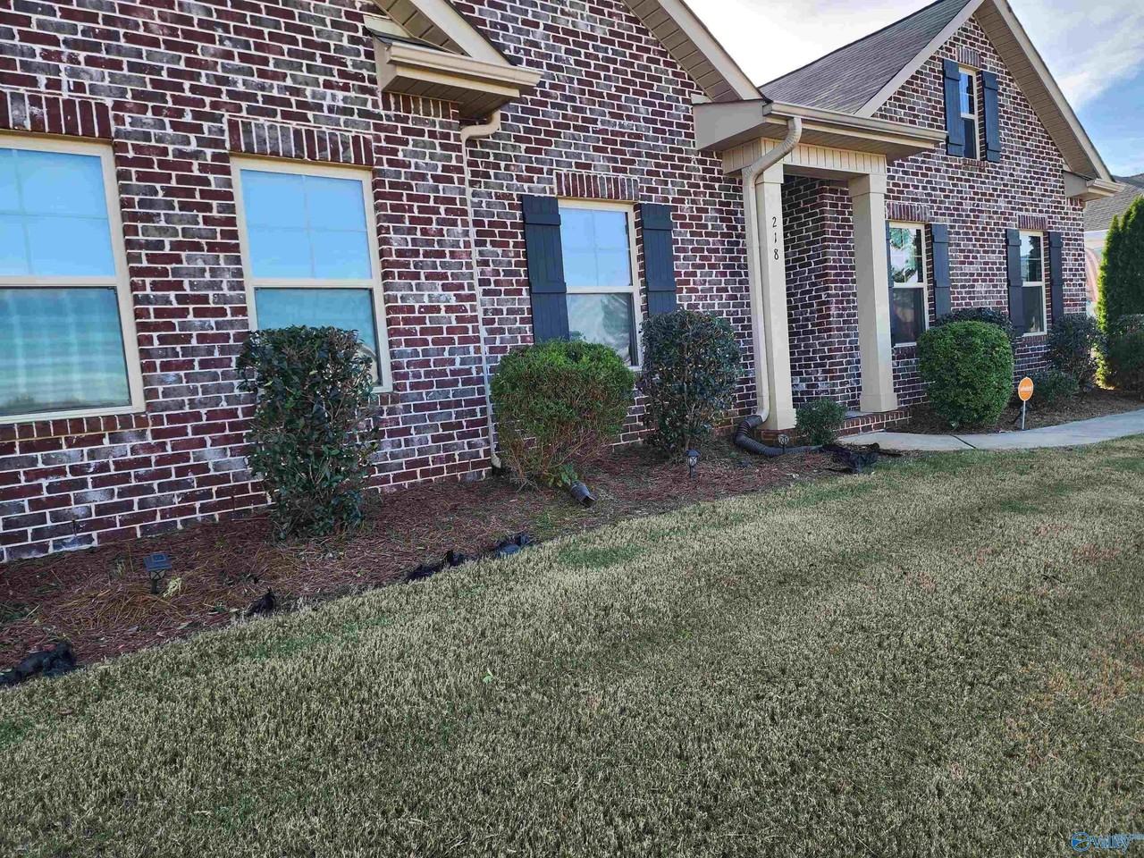 218 Dinner Tree Sq - Photo 3 of 27