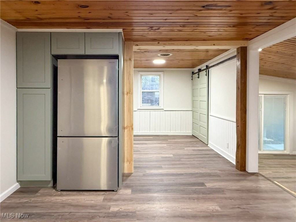 11370 Parkside Ave Ne - Photo 4 of 26