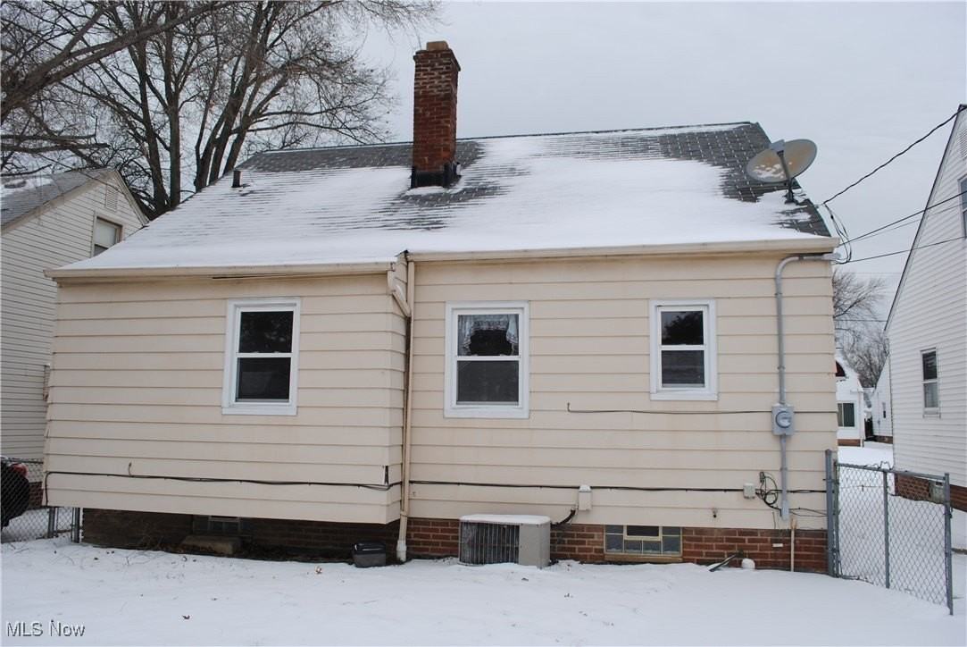 24850 Zeman Ave - Photo 3 of 15