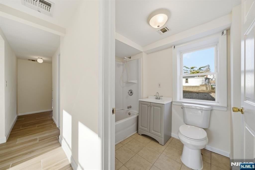 75 Lakeview Ter - Photo 7 of 26