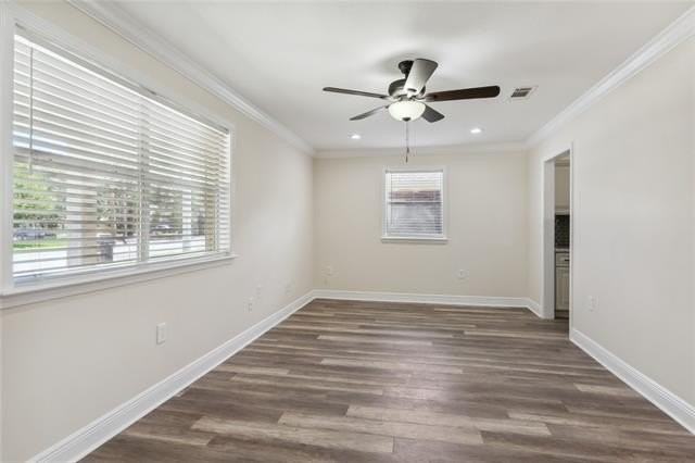 310 14th St - Photo 6 of 17