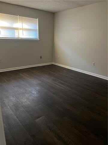 7840 Shubert St - Photo 7 of 8