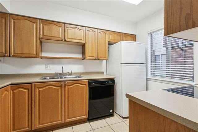 4059 Division St - Photo 5 of 16