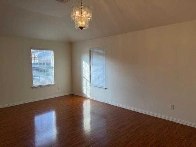 104 Trenton Dr - Photo 5 of 20