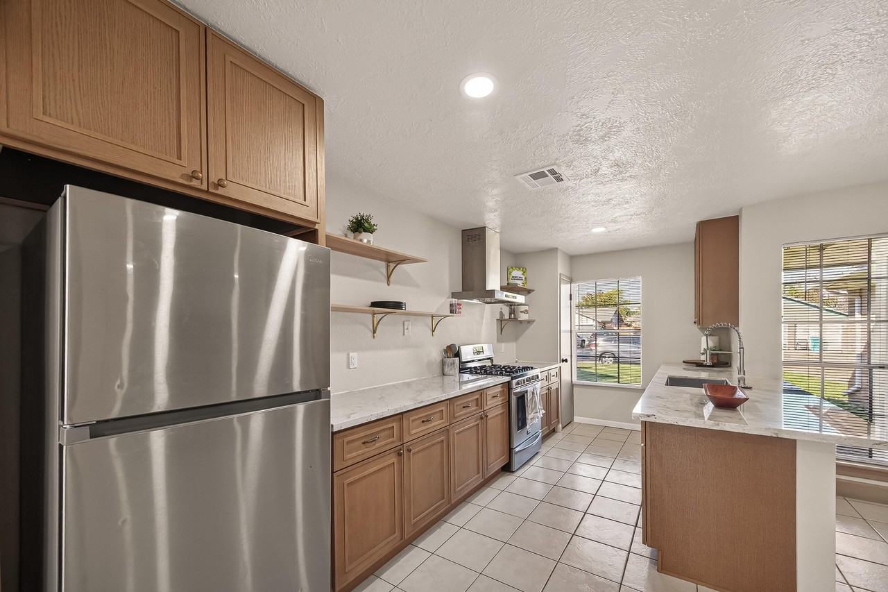 Sigma St - Photo 3 of 17