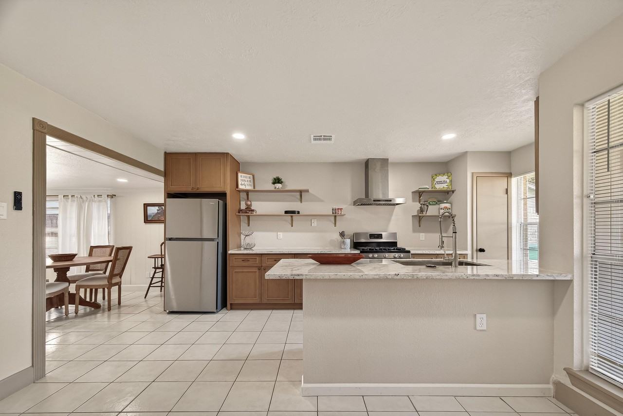 Sigma St - Photo 5 of 17