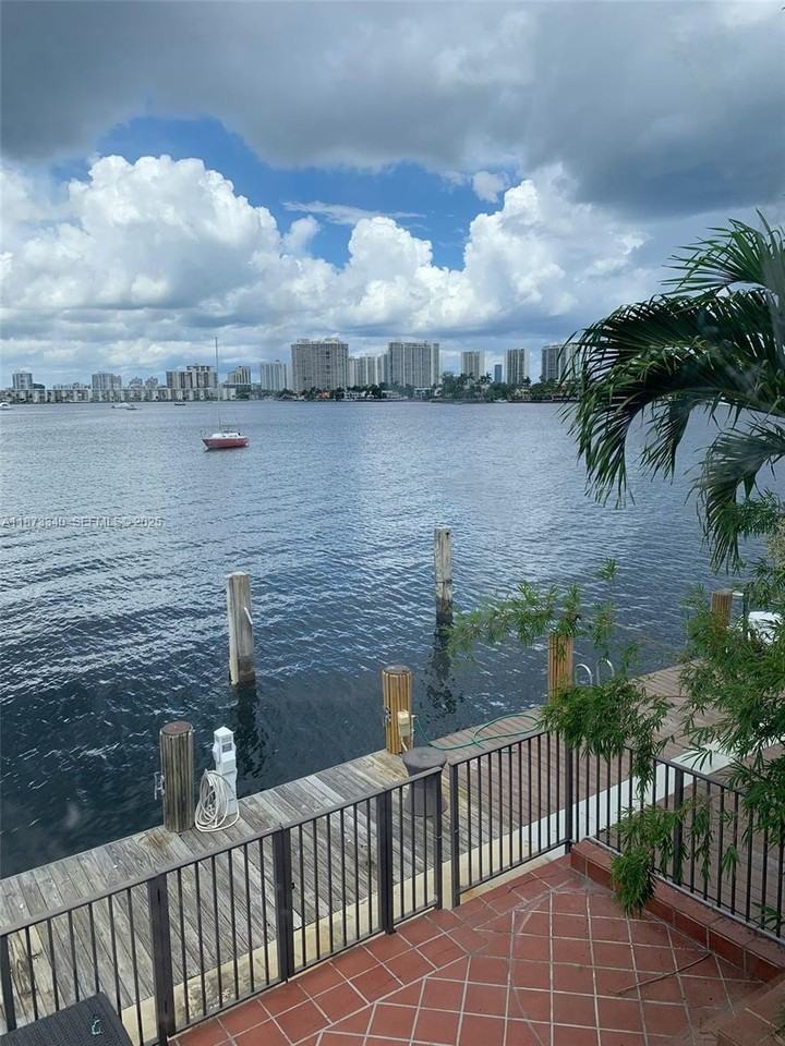 2777 Ne 165th Ter #23 - Photo 6 of 8