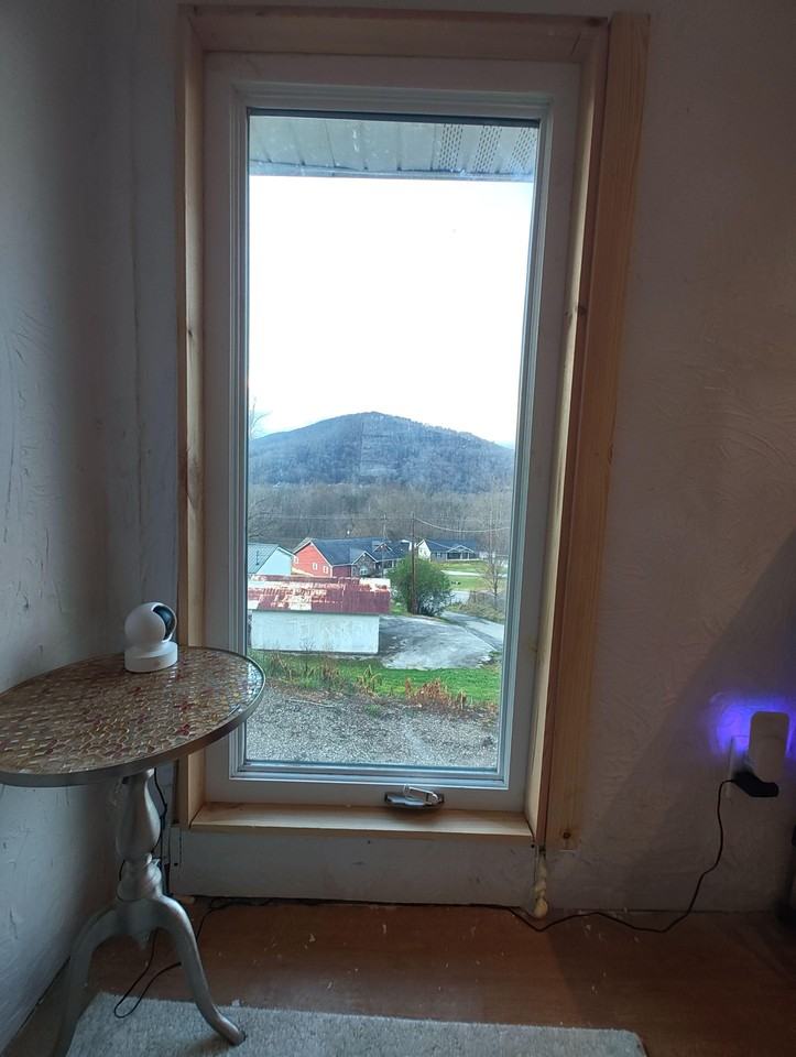 7th Ave - Photo 3 of 9