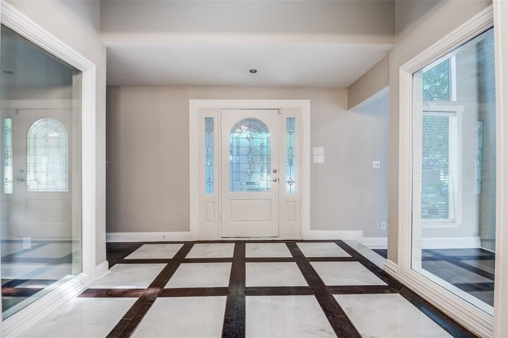 3104 Cambridge Dr - Photo 2 of 17