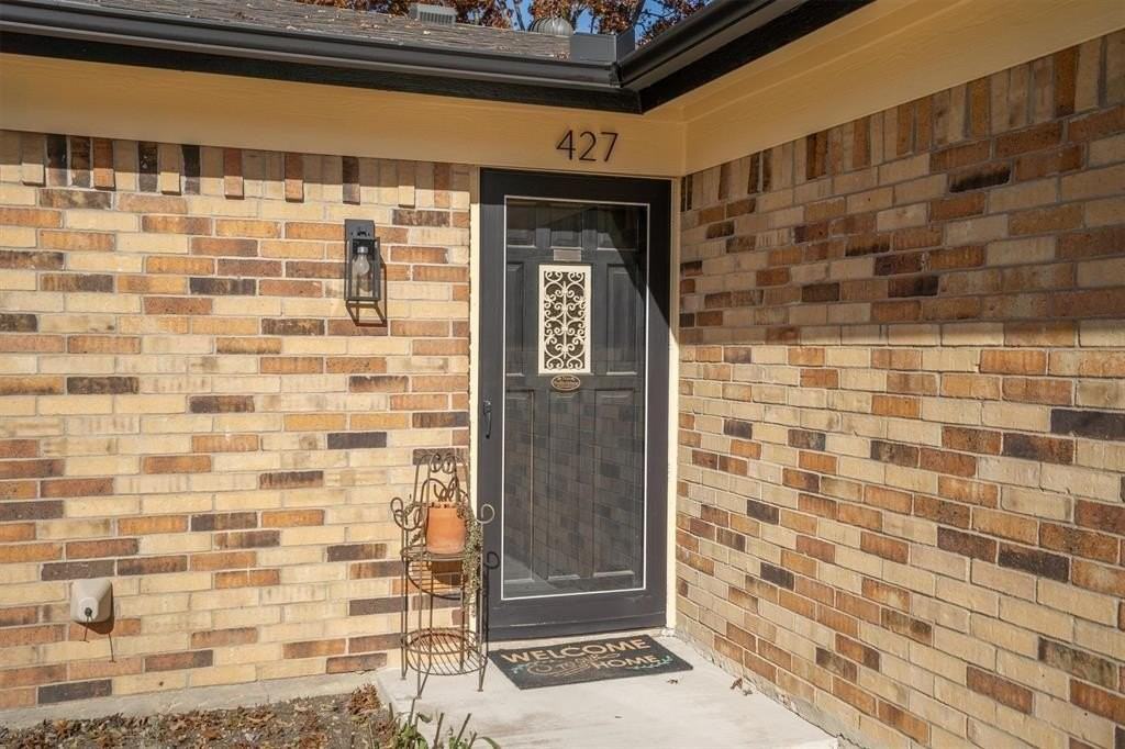 427 Marsha St - Photo 7 of 35