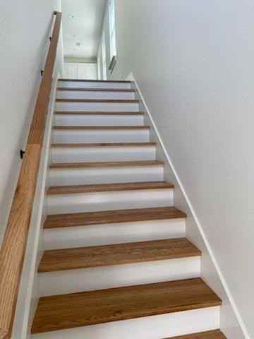 549 Augustus St - Photo 2 of 9