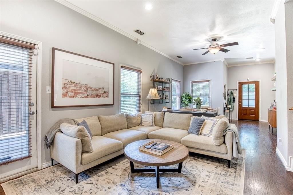 5425 Victor St - Photo 6 of 25