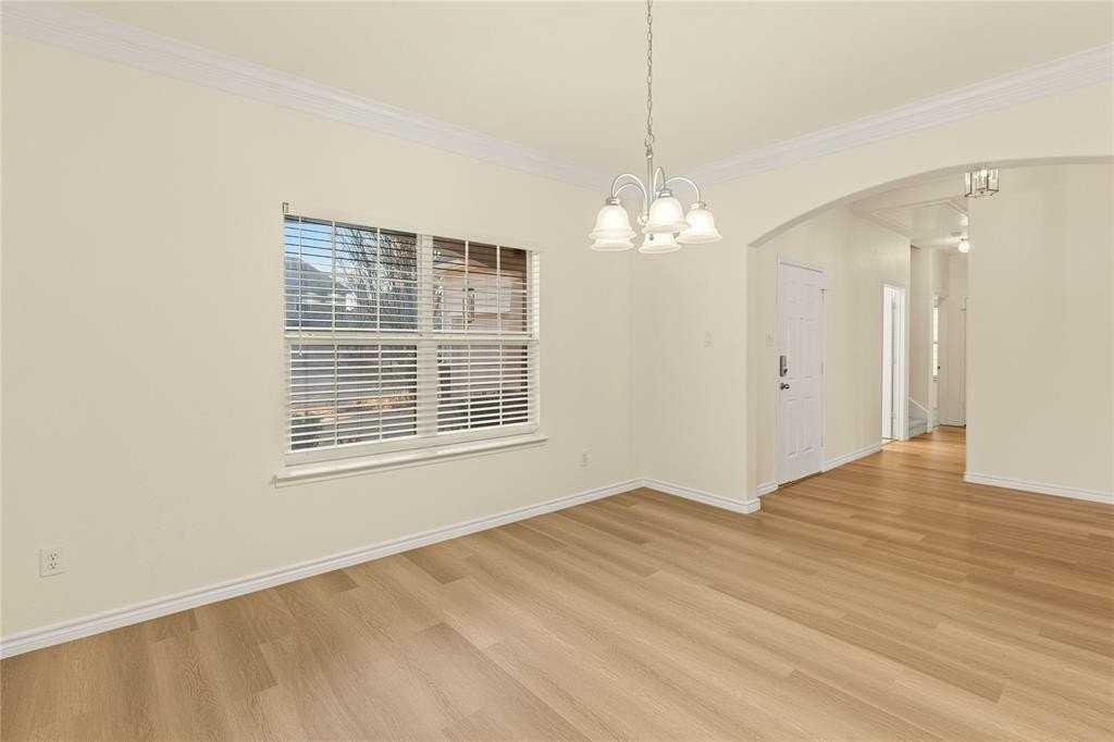 9600 Saw Dust Dr - Photo 6 of 32