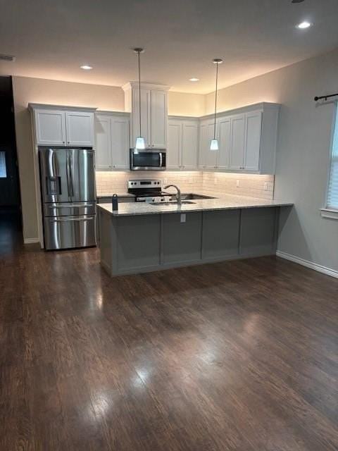 2727 Foreman St - Photo 2 of 15