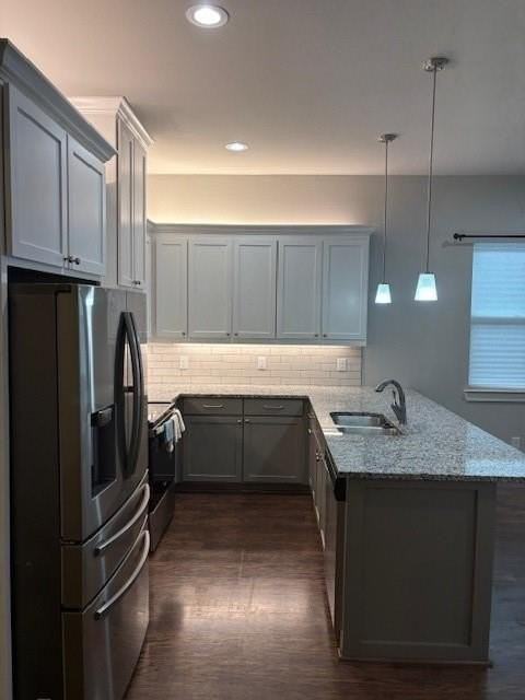 2727 Foreman St - Photo 4 of 15