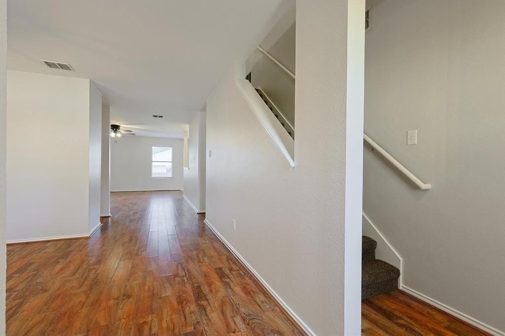 8320 Seven Oaks Ln - Photo 5 of 39