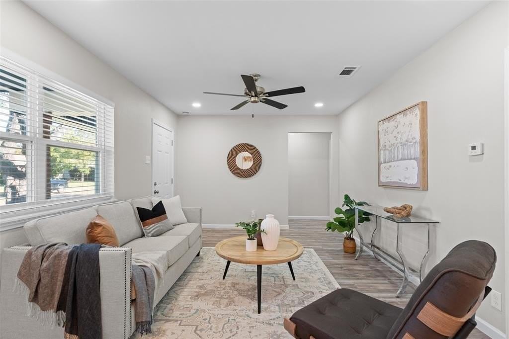 10204 San Juan Ave - Photo 6 of 23