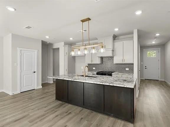 2902 Wheelhouse Way - Photo 4 of 22