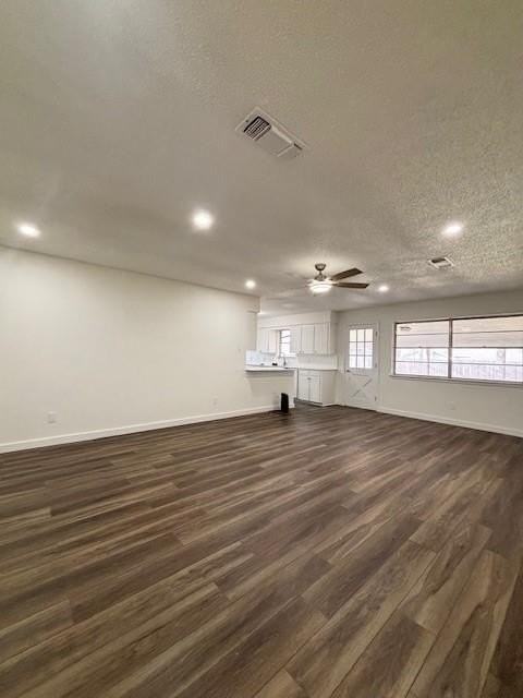 1618 Oakridge Dr - Photo 2 of 24