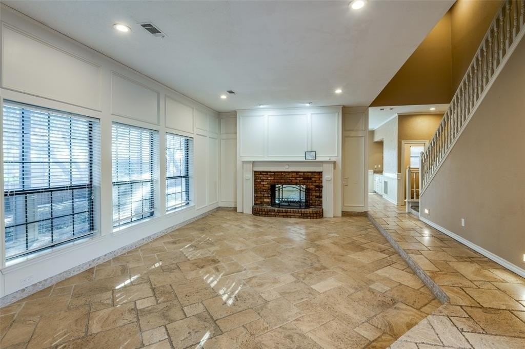 3205 Ridge Cir - Photo 3 of 16