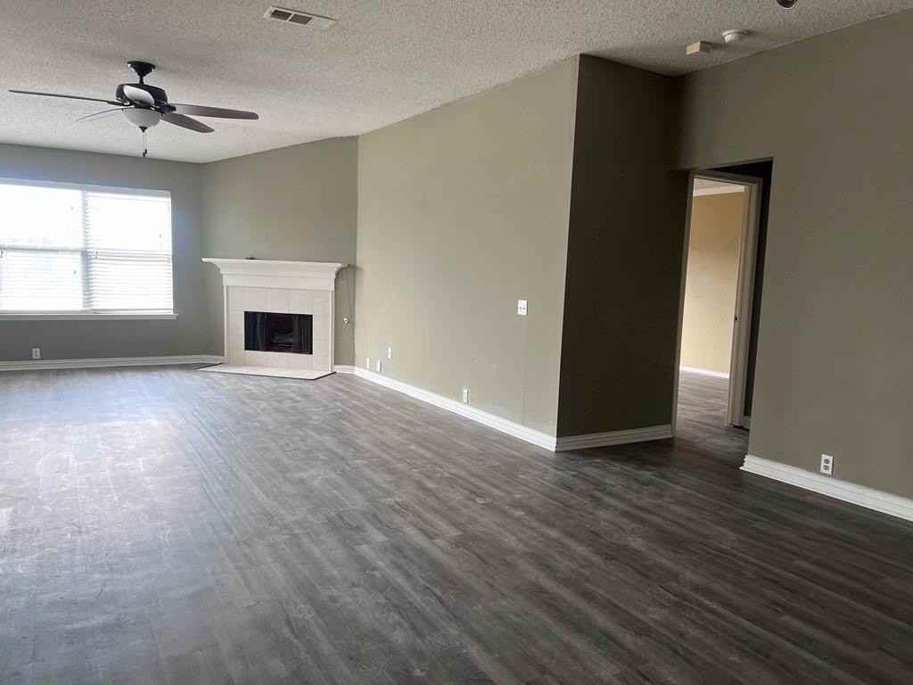 6708 Ambercrest Dr - Photo 2 of 5