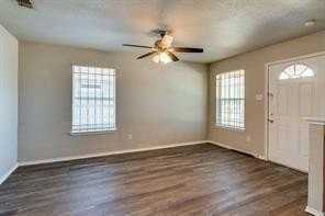 1416 E Mulkey St - Photo 3 of 23