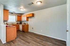 1416 E Mulkey St - Photo 6 of 23