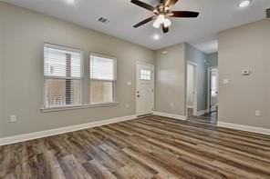 1042 Dubois St - Photo 2 of 14