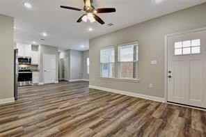 1042 Dubois St - Photo 3 of 14