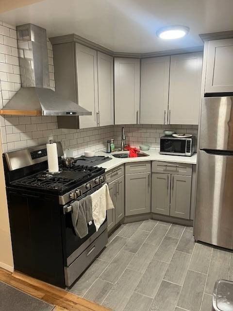 2522 Parsons Blvd - Photo 2 of 6