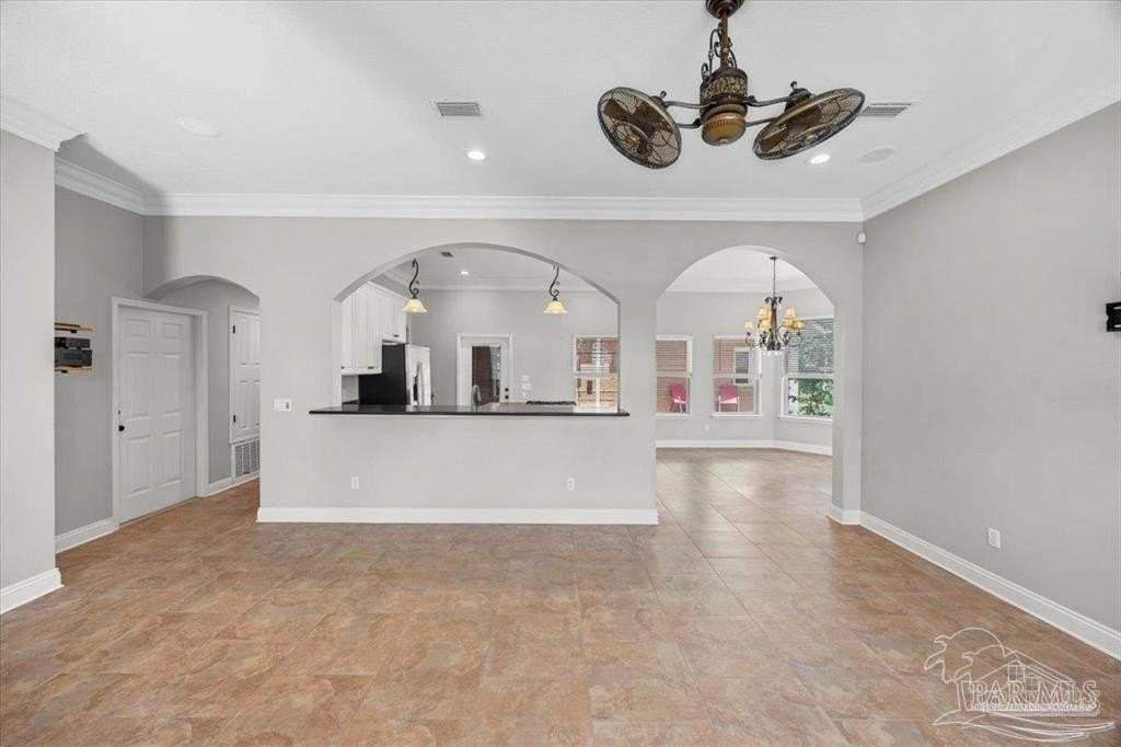 2208 W Mcleod St - Photo 7 of 12