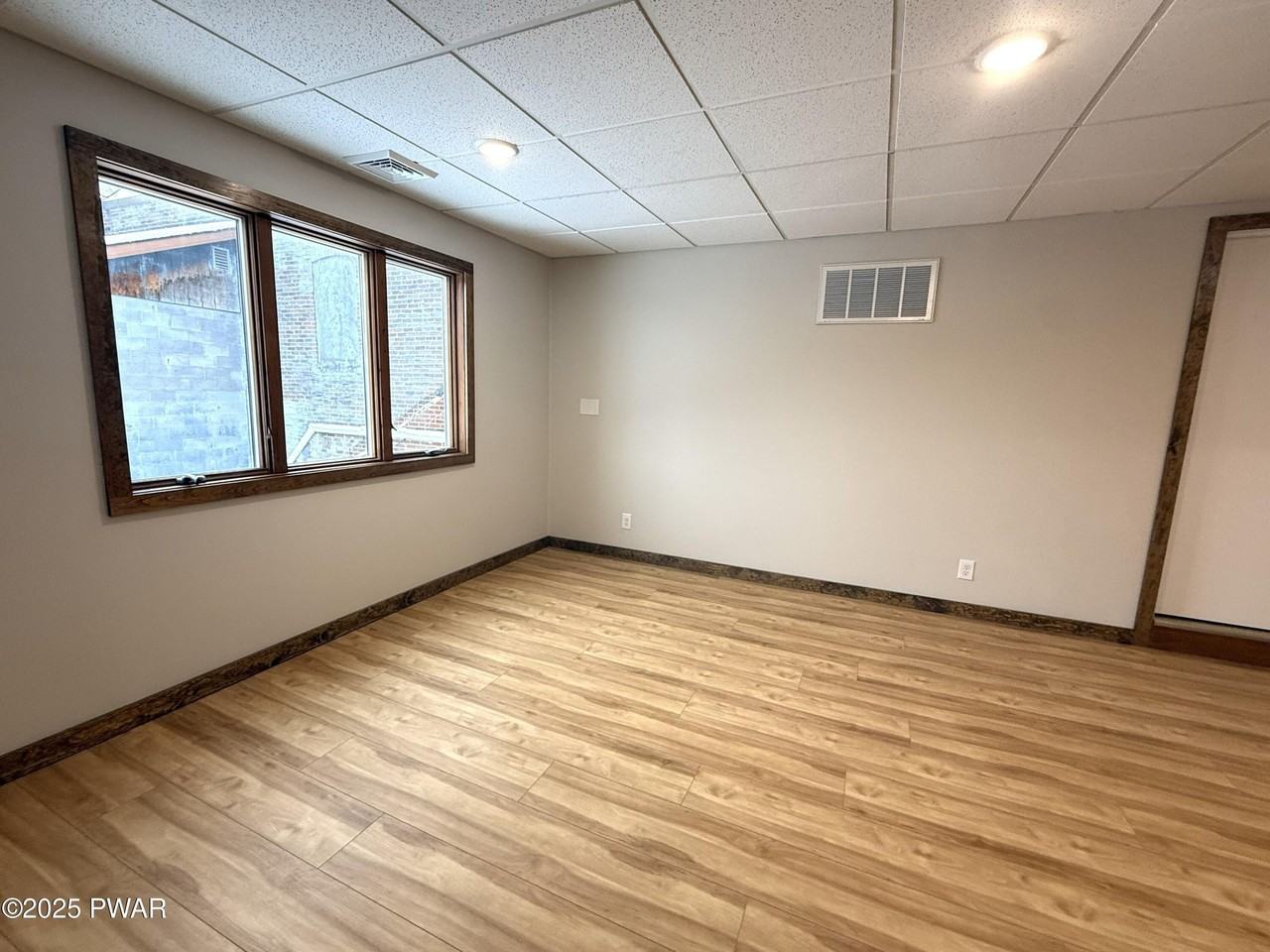 307 Main Ave 2nd Fl #2ndFL - Photo 5 of 22