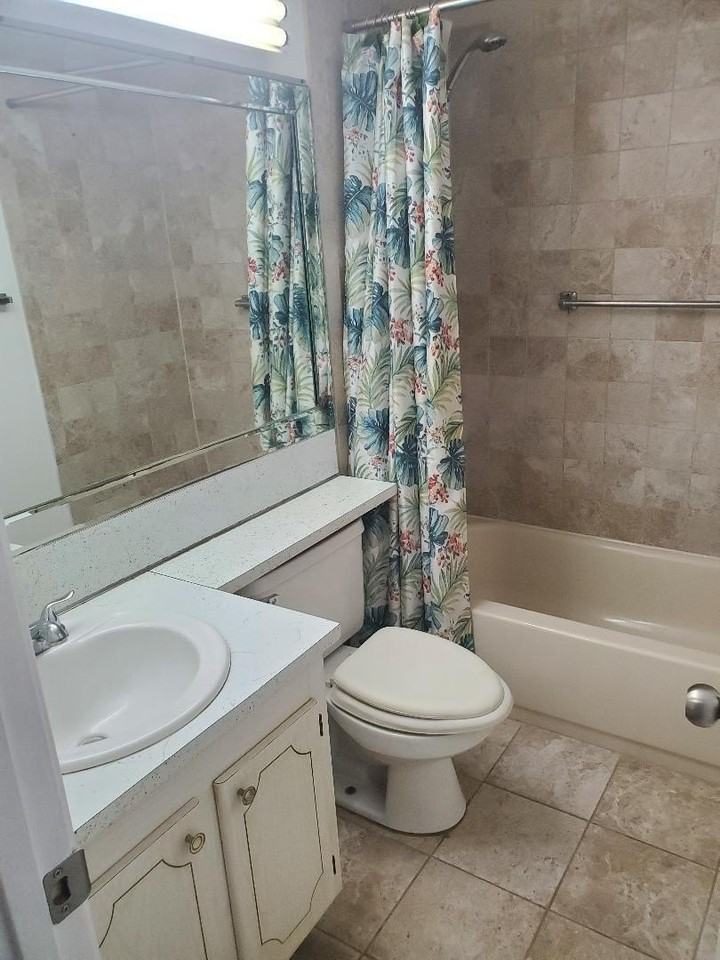 283 Sheffield L - Photo 5 of 17