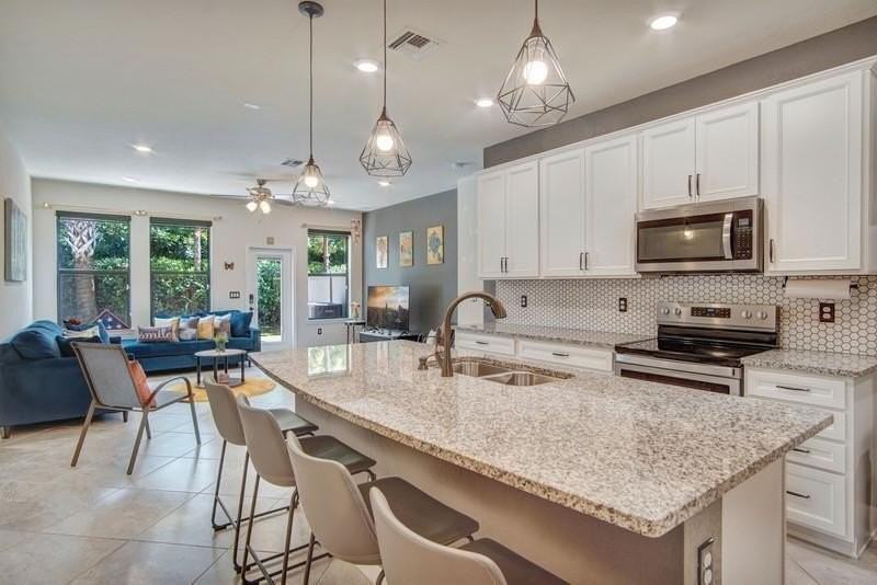 2374 Post St - Photo 4 of 28