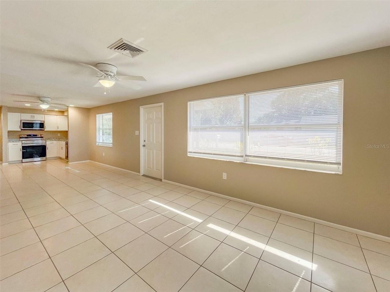 5001 Bell Meade Dr - Photo 2 of 14