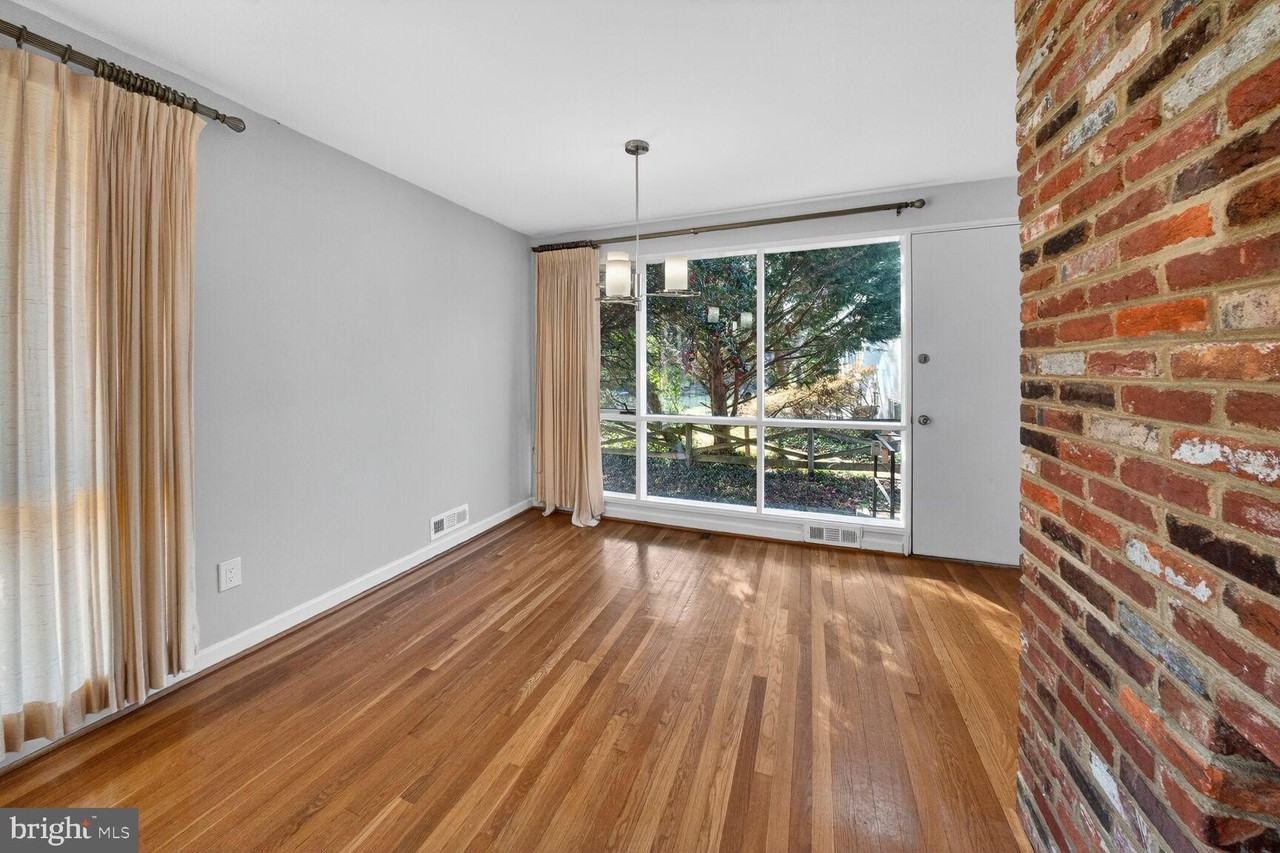 6020 Cheshire Dr - Photo 6 of 20