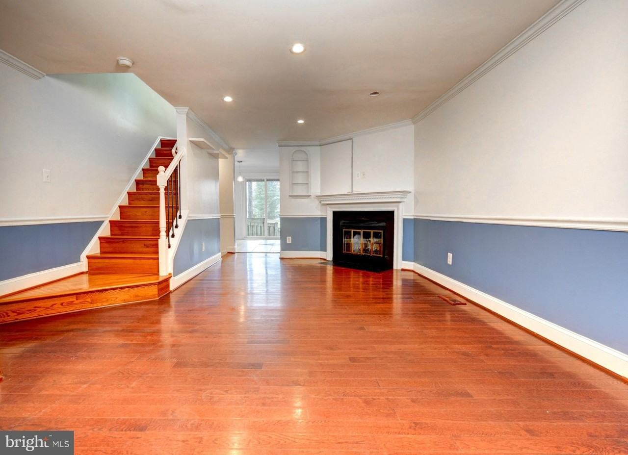 20212 Ravensdale Ct - Photo 3 of 38