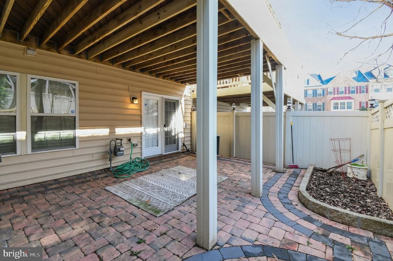 2102 Congresbury Pl - Photo 6 of 34