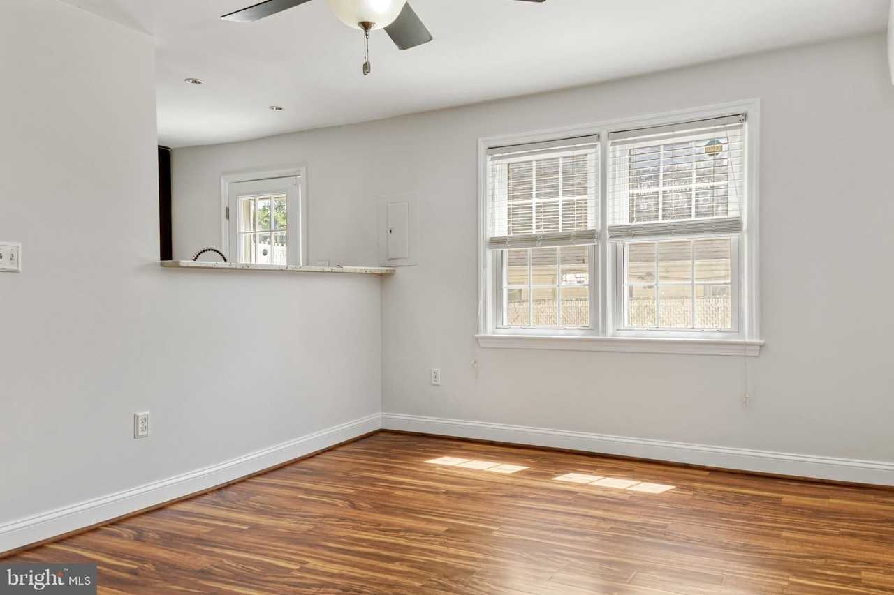 6909 Standish Dr - Photo 3 of 25