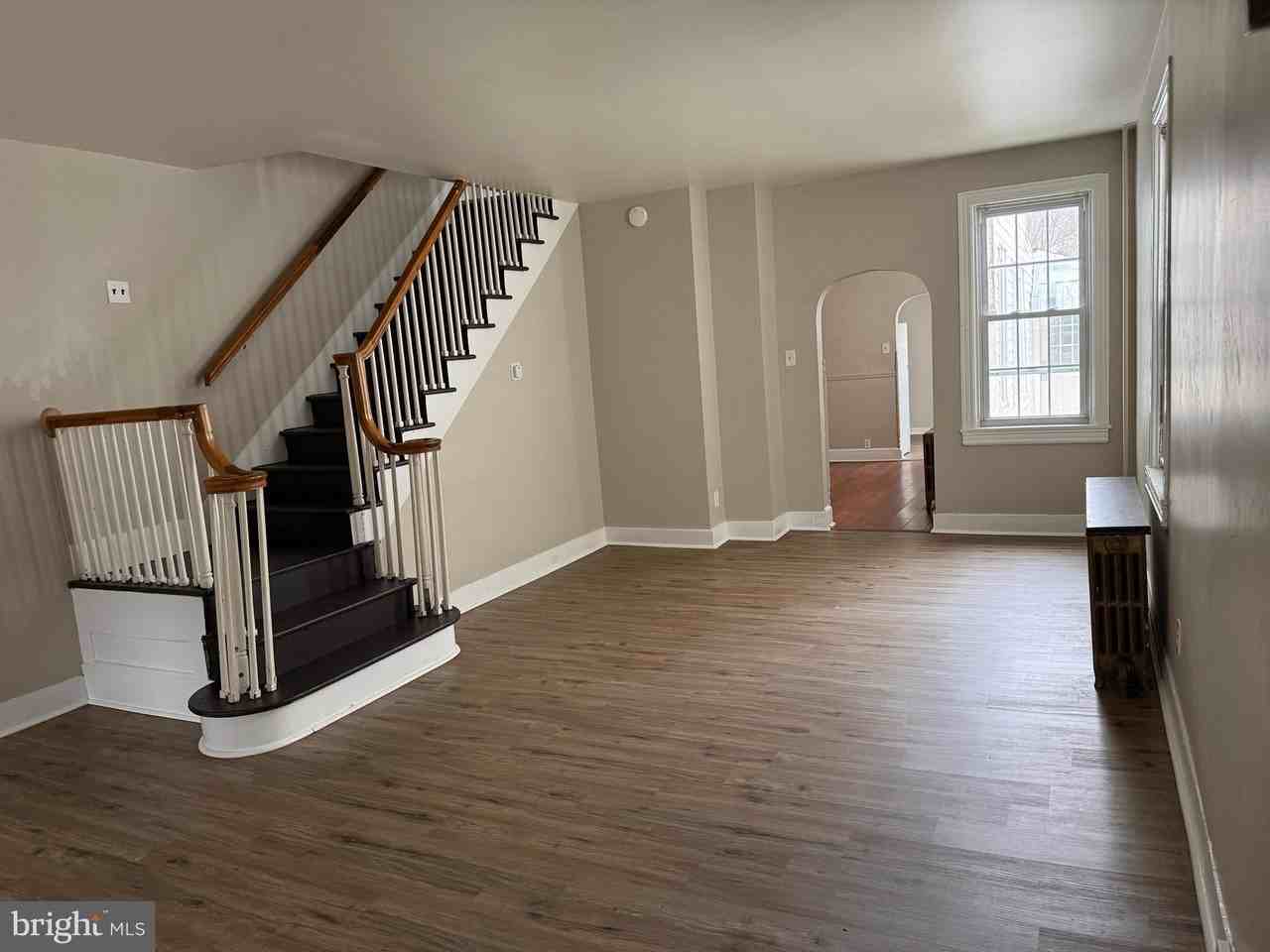 635 Bordentown Rd - Photo 2 of 15