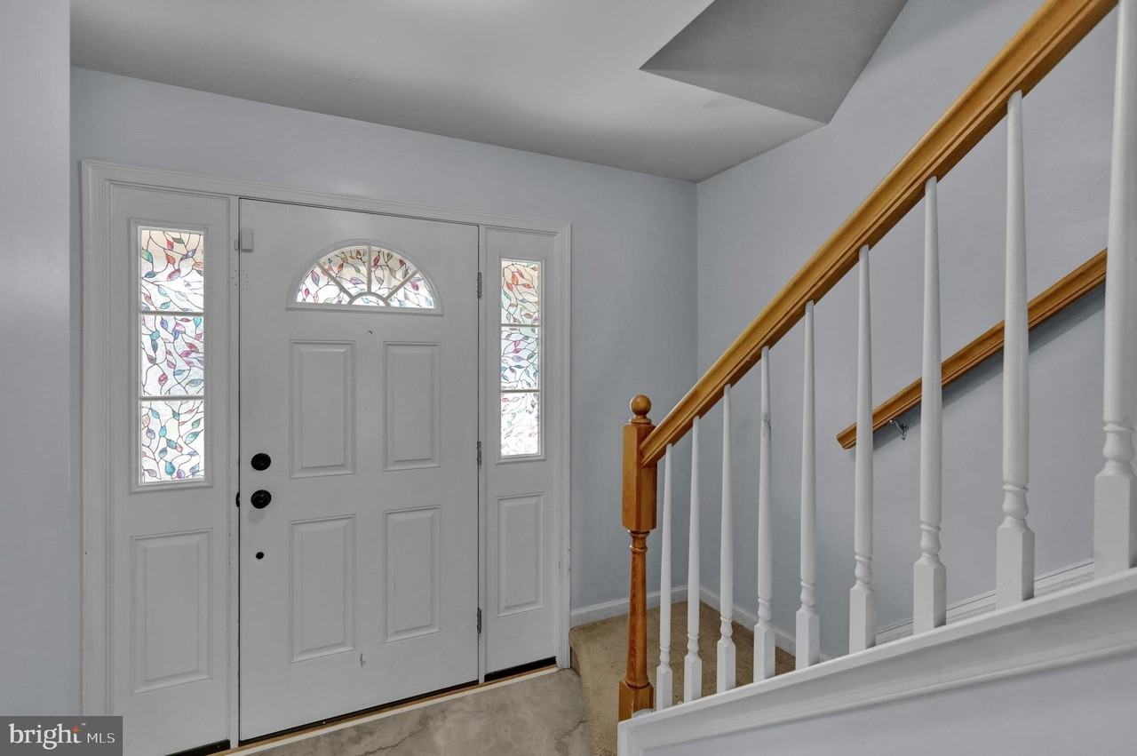 1016 Josephine Dr - Photo 3 of 18