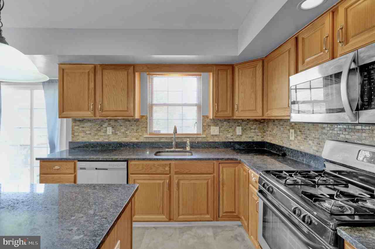 1016 Josephine Dr - Photo 6 of 18