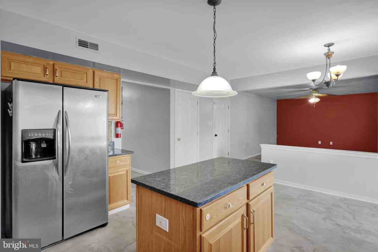 1016 Josephine Dr - Photo 7 of 18