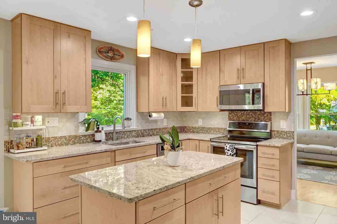 11637 Quail Ridge Ct - Photo 5 of 40