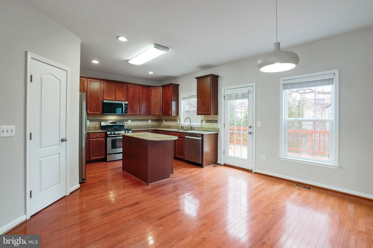 42473 Patrick Wayne Sq - Photo 6 of 44