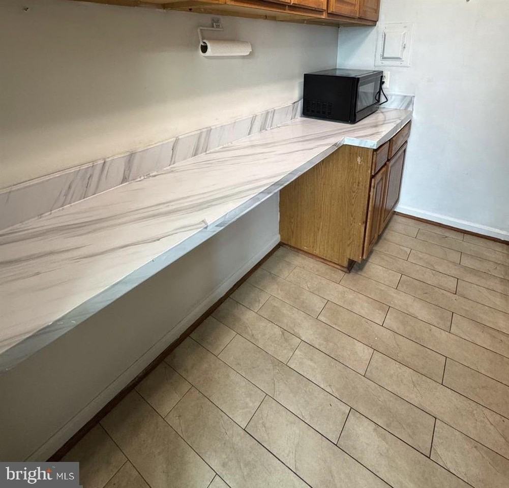 1600 Renate Dr Apt 302 #302 - Photo 5 of 16